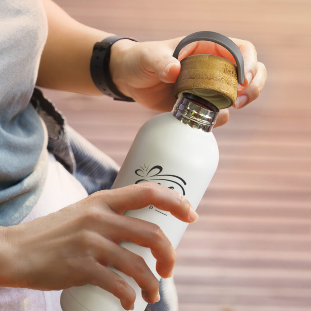 Alternative view of Pasadena Steel  Bottle