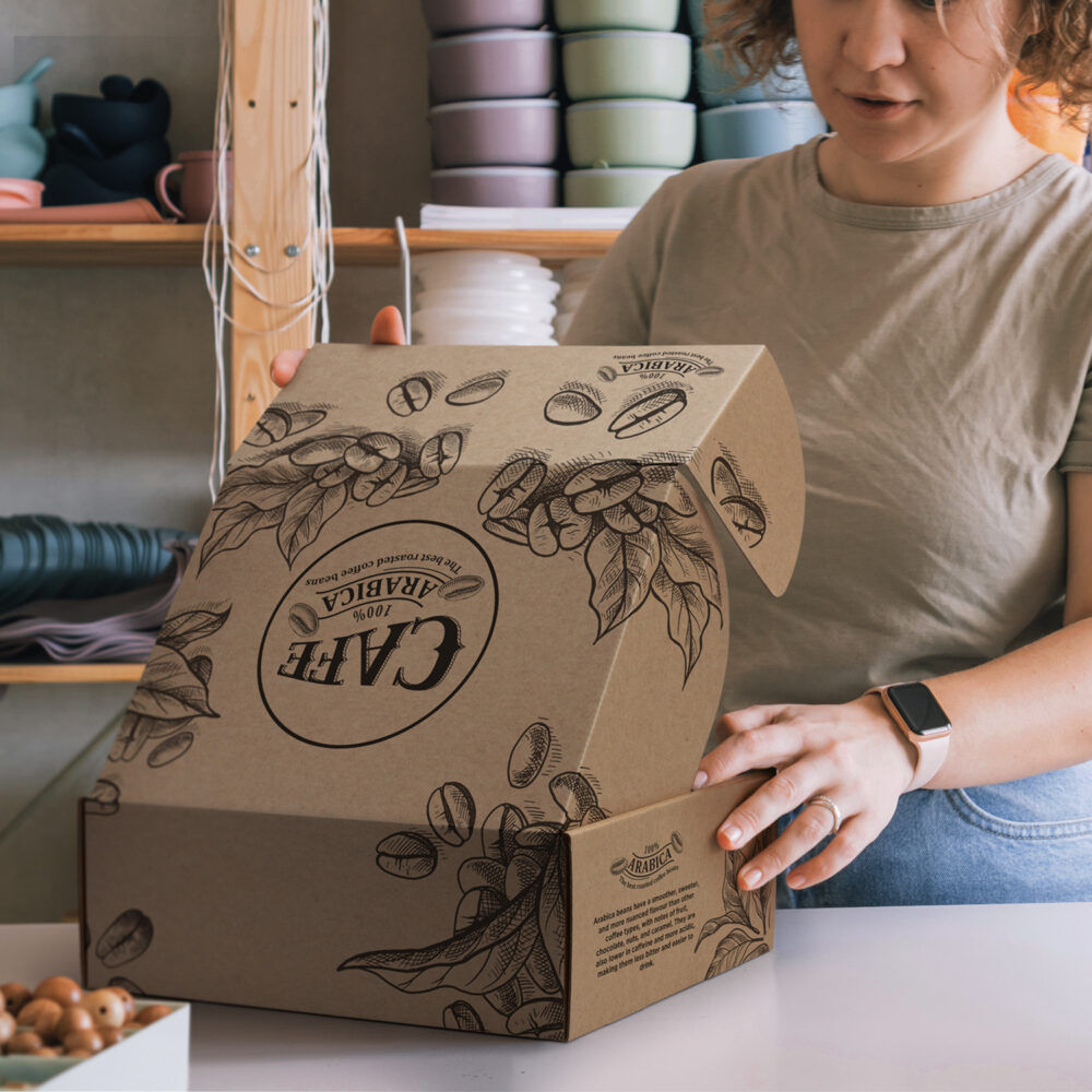 Alternative view of Die Cut Box with Locking Lid