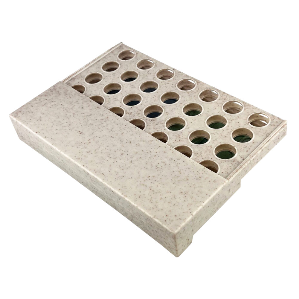 Alternative view of Wheat Straw Connect Four