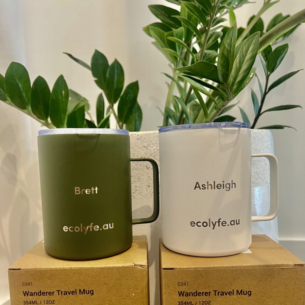 Alternative view of Meeting VIPs? Personalise your merchandise...