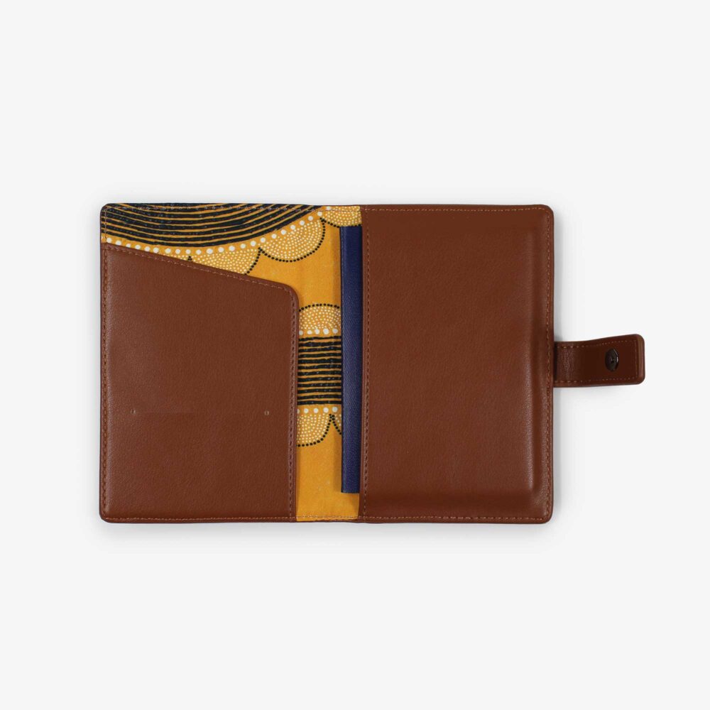 Alternative view of Birrarung Passport Wallet – Simone Thomson Collaboration
