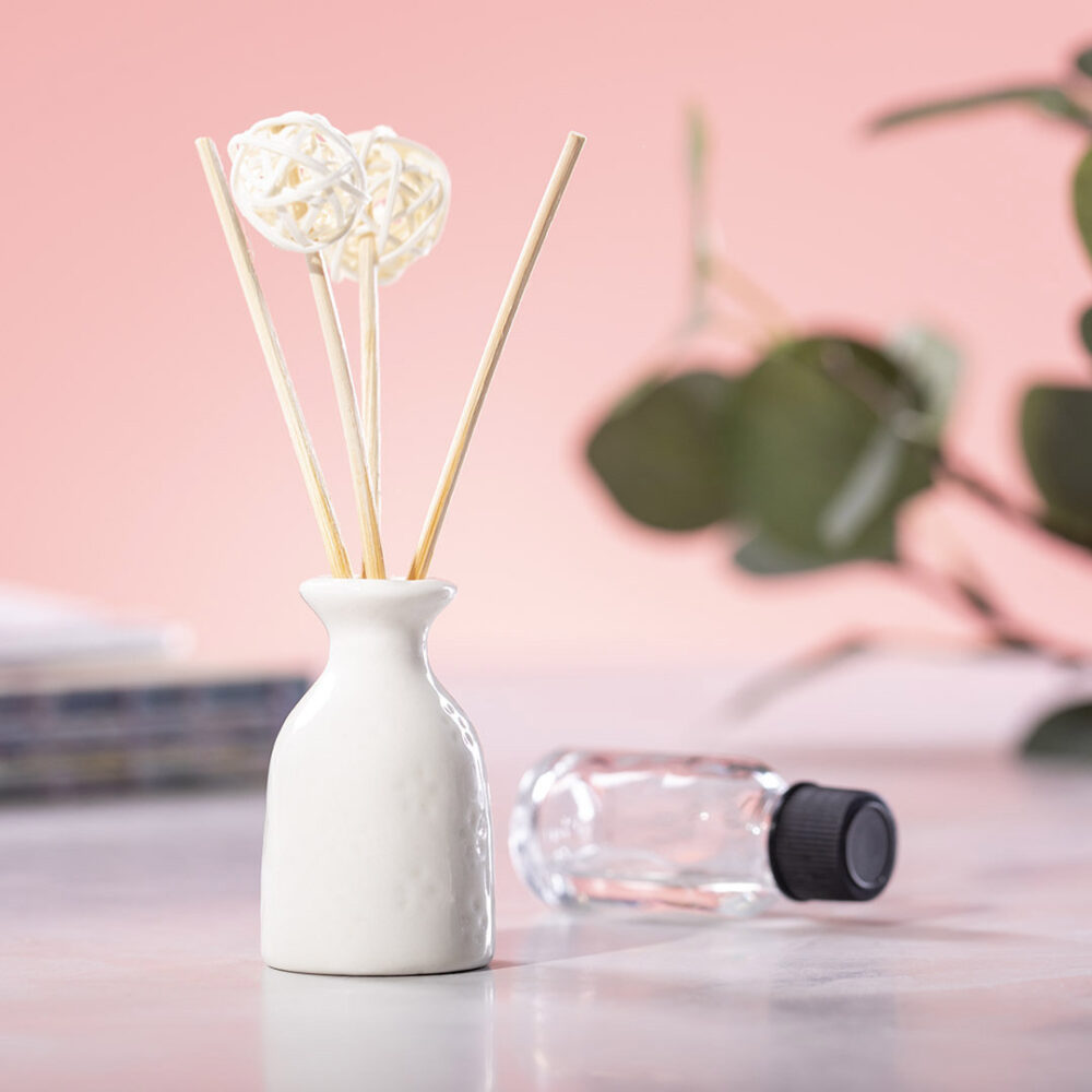 Alternative view of Nailex aromatic diffuser