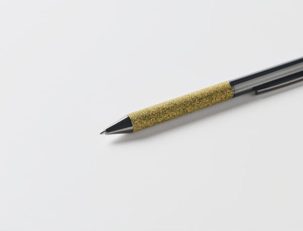 Alternative view of Chippewa Pen