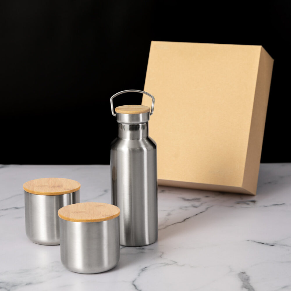 Alternative view of Dickinson Flask and Tumblers Set