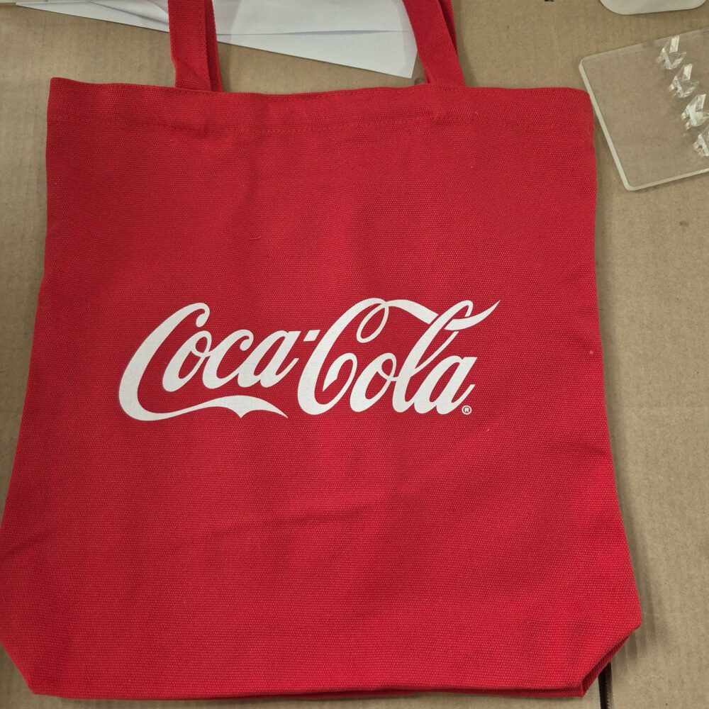 Alternative view of California Canvas Tote Bag